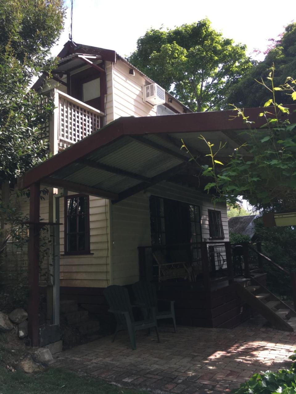 Stone'S Throw Cottage Bed And Breakfast Belgrave Bagian luar foto