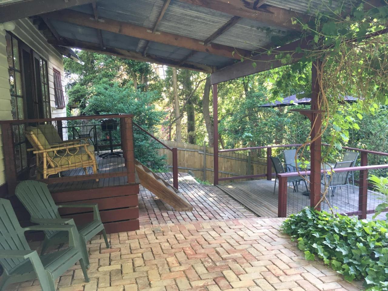 Stone'S Throw Cottage Bed And Breakfast Belgrave Bagian luar foto